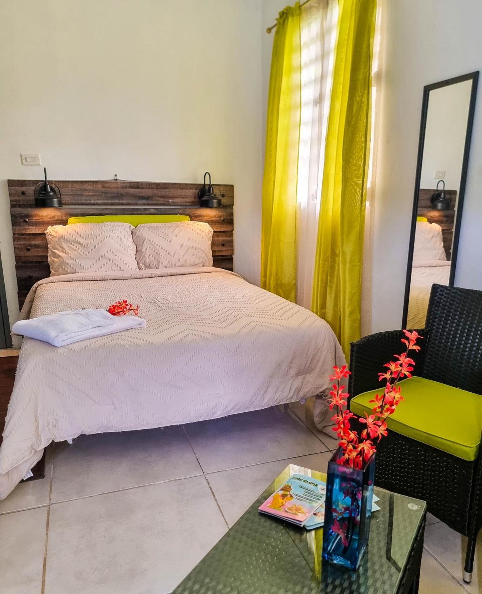 Cattleya Flor Hotel Oranjestad  Kültér fotó